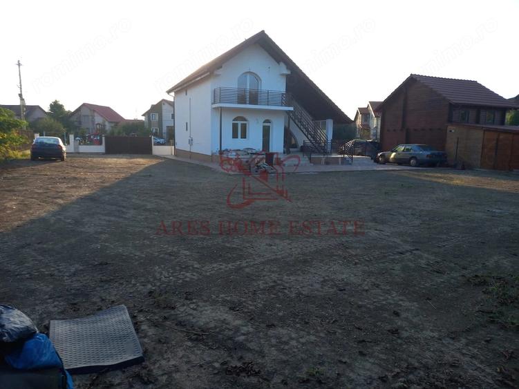 Casă cu 5 camere cu Teren 1000 Mp în Oloșag