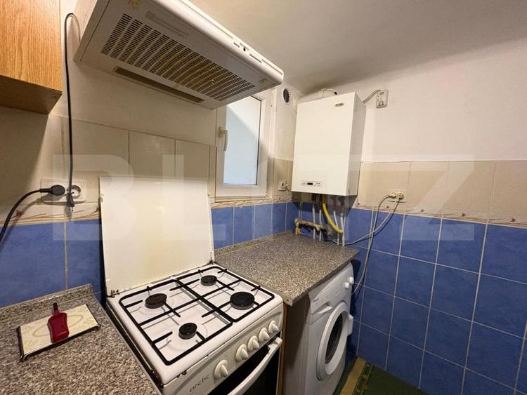 Apartament 2 camere, 41 mp utili, zona Farmec - 10