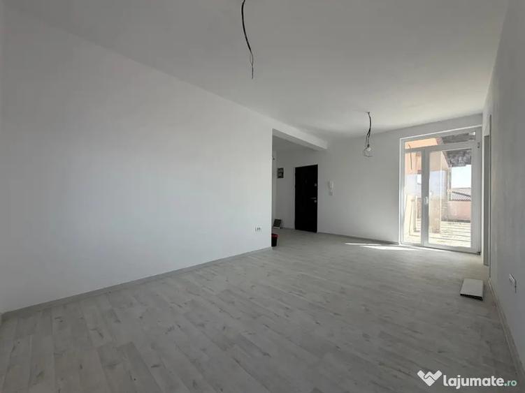 Apartament cu 2 camere decomandat în Chișoda