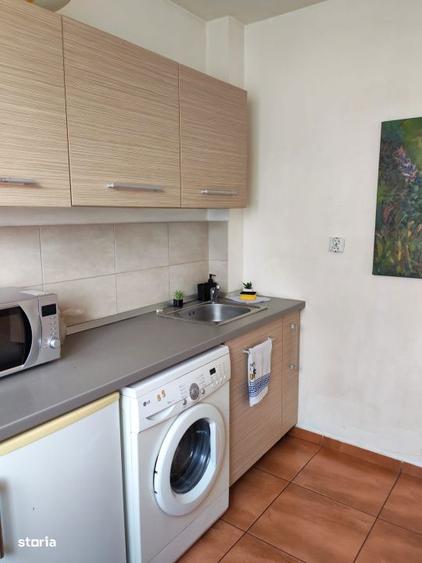Apartament de vanzare semidecomandat ,1 camere 37 mp , zona BACIU - 2