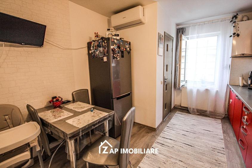 Apartament cu 3 camere decomandat, mobilat în Tudor