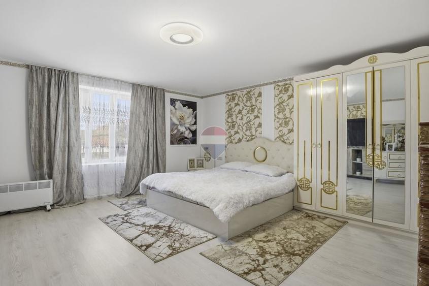 Casă individuală cu 3 camere cu Teren 1439 Mp în Satu Mare