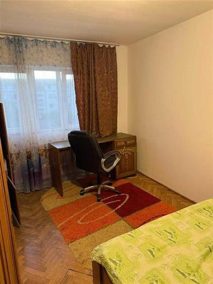 Apartament cu 2 camere semidecomandat, mobilat în Girocului