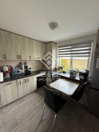 Duplex cu 3 camere cu Canalizare în Sud
