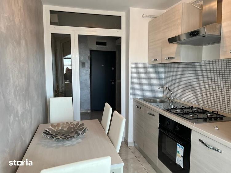 Apartament cu 2 camere semidecomandat în Micro 6