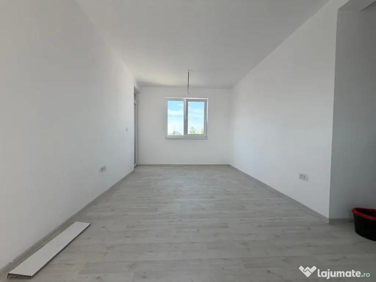 Apartament cu 2 camere decomandat în Chișoda