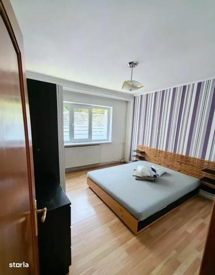 Apartament cu 3 camere decomandat în Popa Șapcă