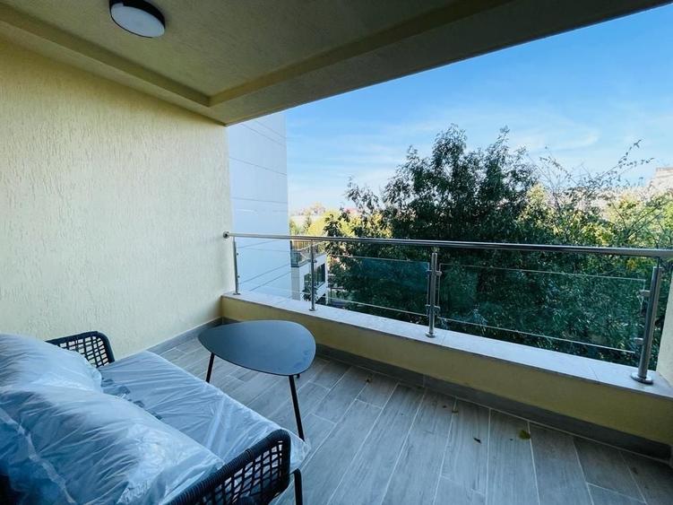 Apartament cu 2 camere decomandat, mobilat în Herăstrău