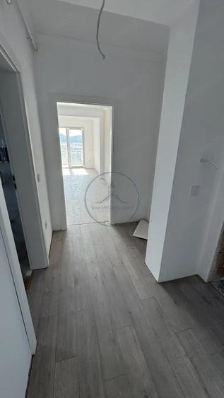 Apartament cu 3 camere decomandat în Cetății