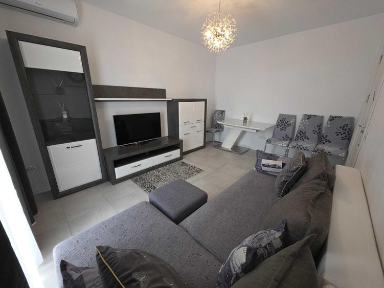 Apartament cu 2 camere decomandat în Găvana