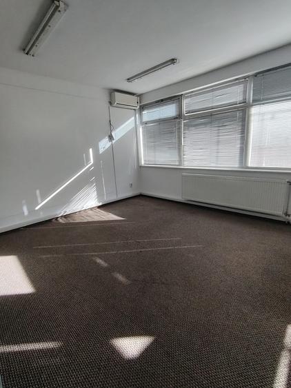 Birou, de 490 mp, în Zorilor