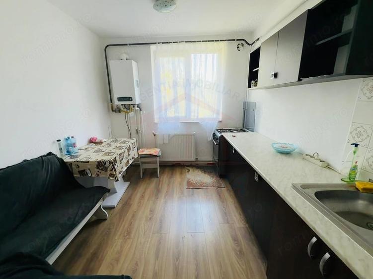 50.000 euro, APARTAMENT 2 camere semidecomandat, Micro 19 - 6