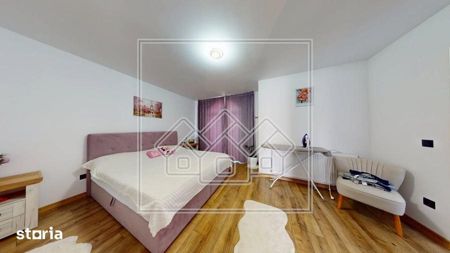 Casă cu 4 camere cu Teren 750 Mp în Cristian