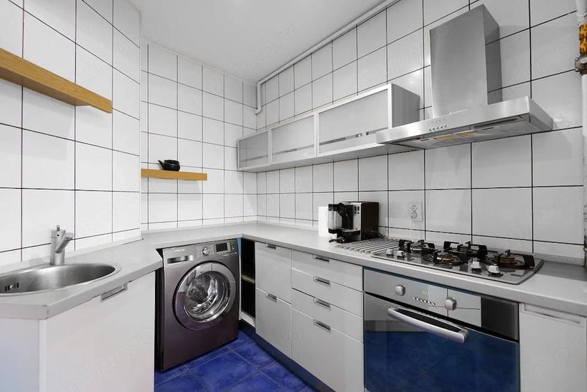 Apartament cu 3 camere decomandat în Ultracentral