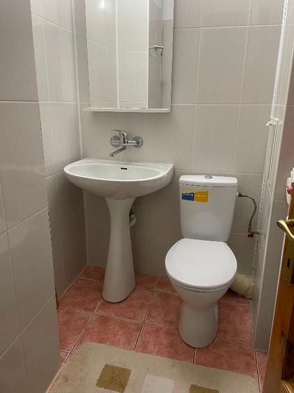 Apartament cu 4 camere decomandat, mobilat în Ștefan cel Mare