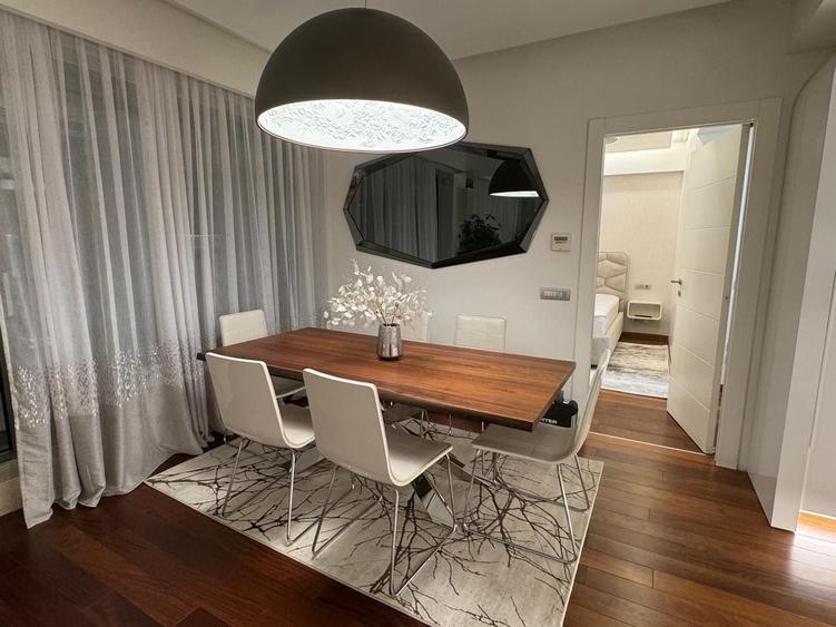 Apartament cu 3 camere, mobilat în Primăverii