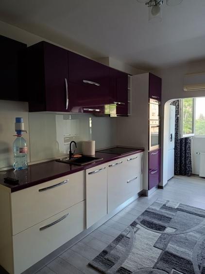 Apartament cu 2 camere decomandat în Ultracentral
