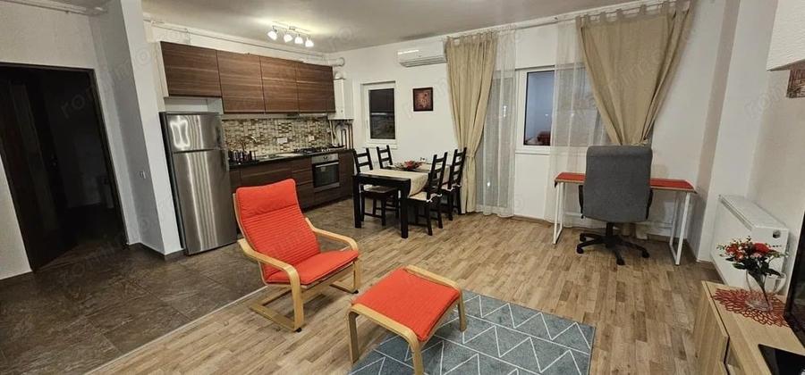 Apartament cu 2 camere semidecomandat în Complex Studențesc