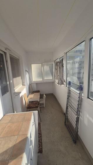 Apartament cu 4 camere decomandat, mobilat în Iancului