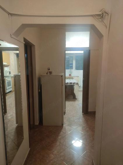 Apartament cu 3 camere decomandat în Dristor
