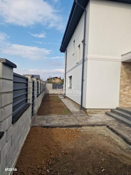 Casă cu 4 camere cu Teren 310 Mp în Central