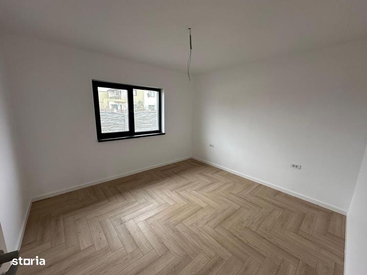 Casă cu 4 camere cu Teren 400 Mp în Clinceni