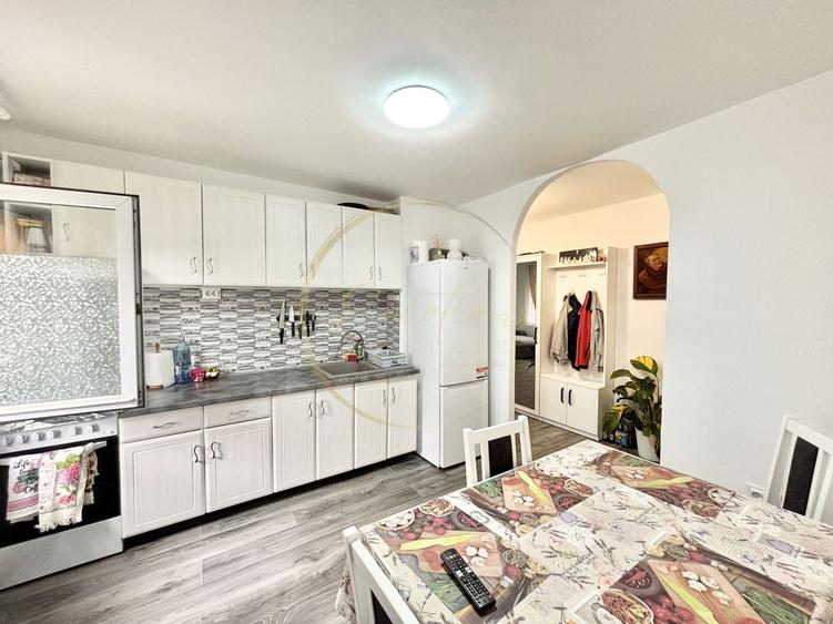 Apartament cu 2 camere semidecomandat, mobilat în Dâmbovița