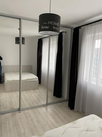 Apartament cu 2 camere decomandat în Florești