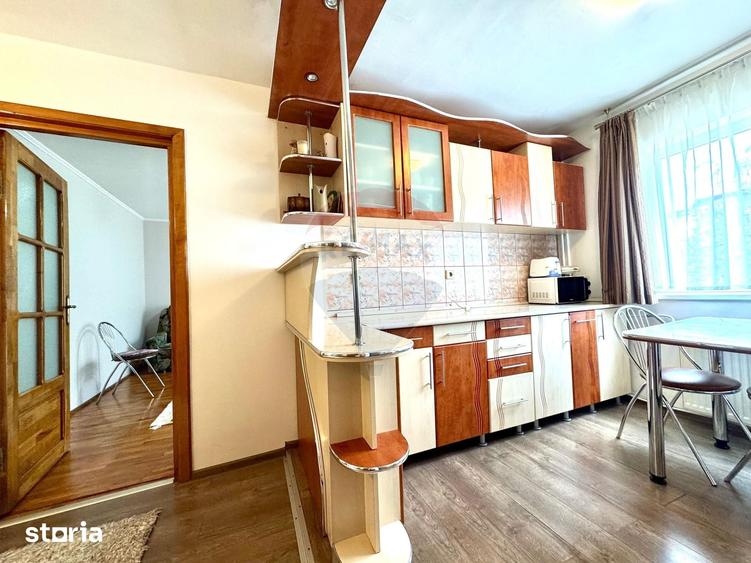 Apartament cu 3 camere decomandat în Rogerius