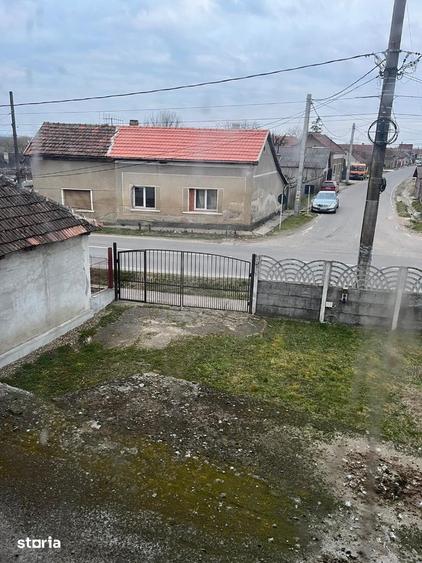 Casă cu 3 camere cu Teren 624 Mp în Tileagd