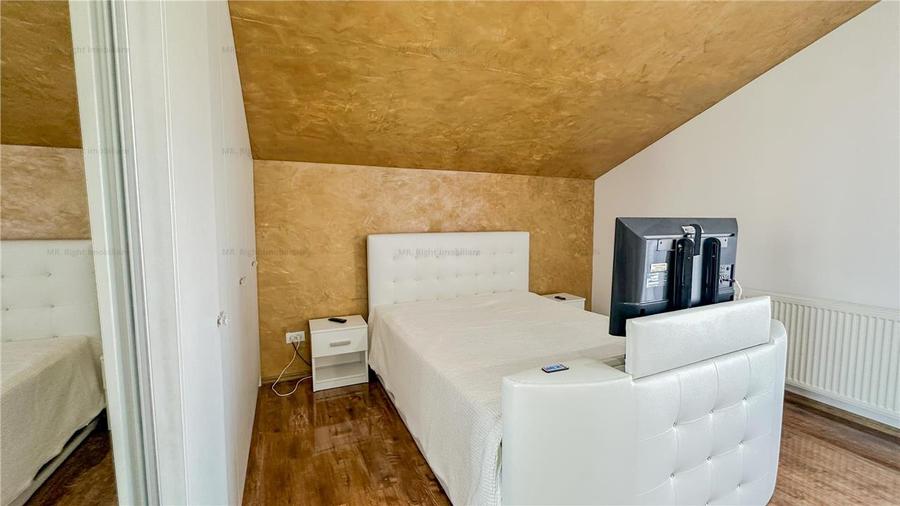 Duplex cu 3 camere cu Canalizare în Nord-Est