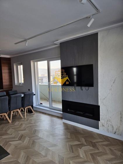 Apartament cu 3 camere semidecomandat, mobilat în Florești