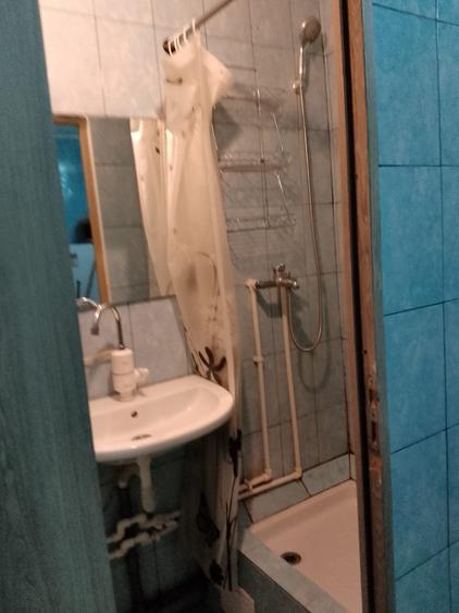 Garsonieră decomandată în Sarafinești
