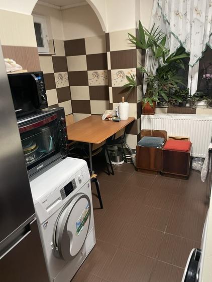 Apartament cu 3 camere decomandat în Ultracentral