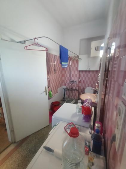 Casă individuală cu 5 camere cu Canalizare în Andrei Mureșanu