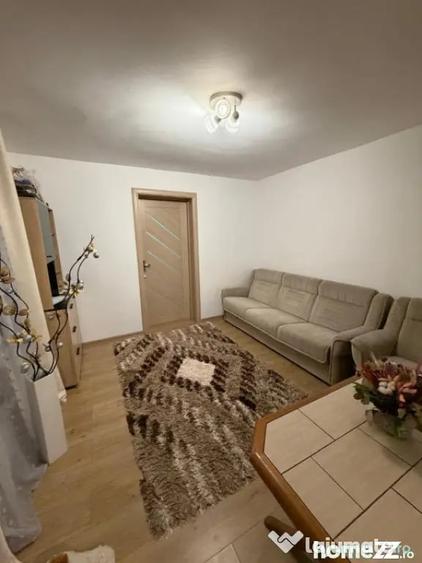 Casă cu 5 camere cu Teren 359 Mp în Brestei