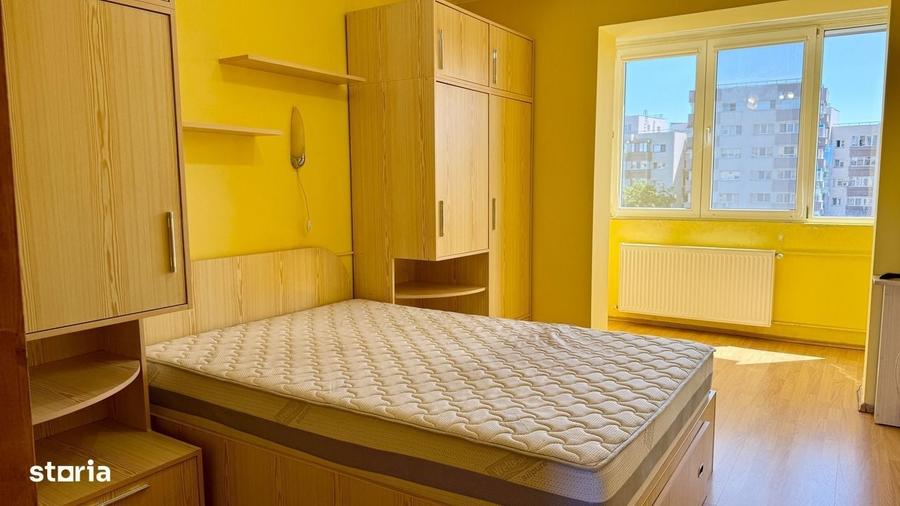 Apartament cu 3 camere semidecomandat în Militari
