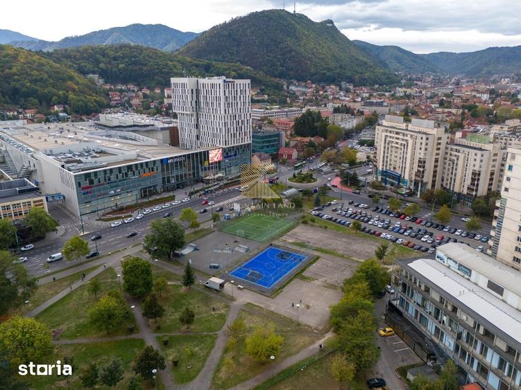 Teren de 420 mp, în Centrul Civic