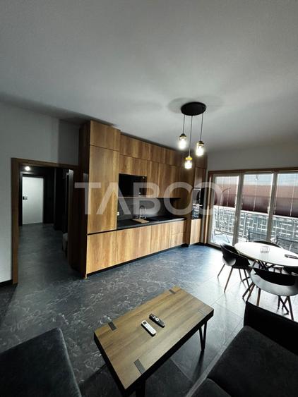Apartament cu 3 camere decomandat, mobilat în Mihai Viteazul