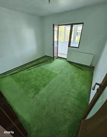 Apartament cu 3 camere decomandat în Orizont