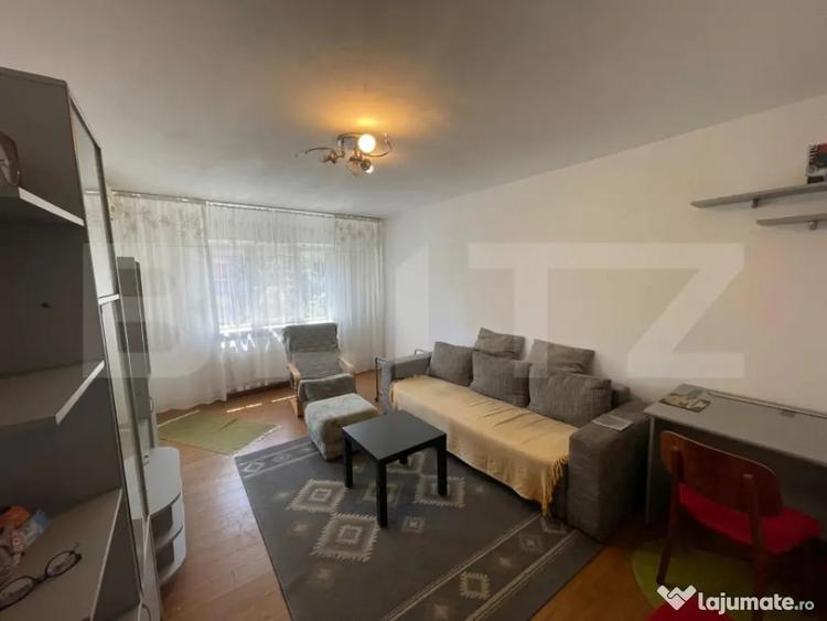 Apartament cu 3 camere decomandat în Lăpuș