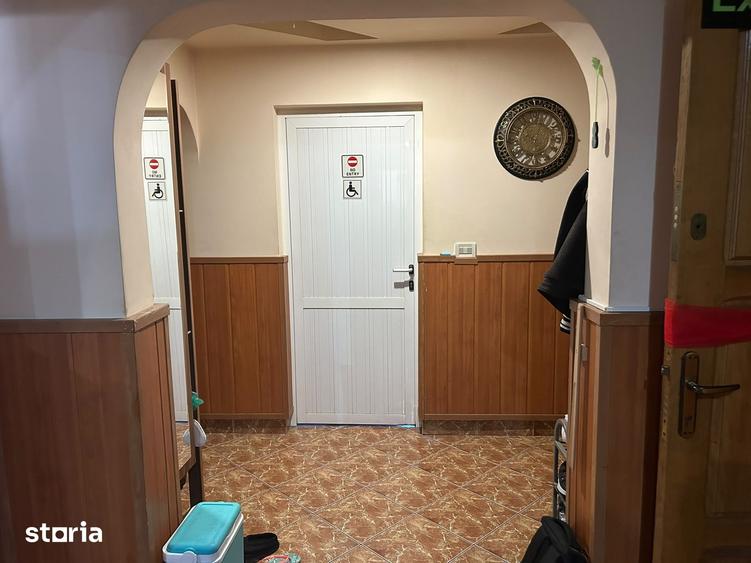 Apartament cu 4 camere decomandat în Prundu