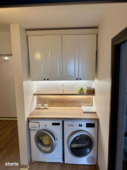 Apartament cu 3 camere decomandat în Micro 12
