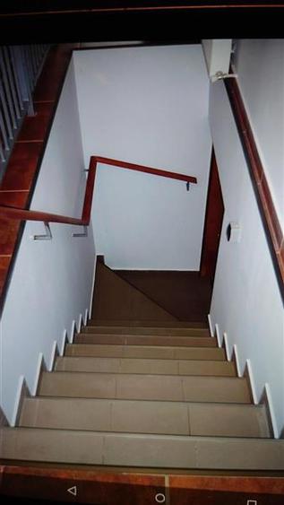 Casă individuală cu 5 camere cu Teren 7241 Mp în Central