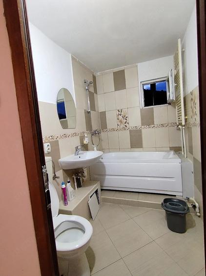 Apartament cu 2 camere nedecomandat în Nord