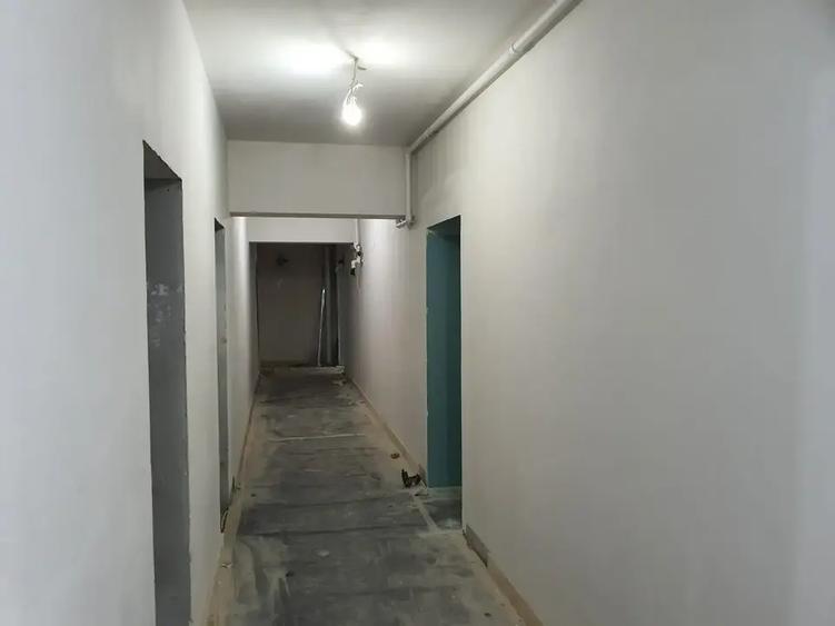 Apartament cu 4 camere decomandat în Theodor Pallady