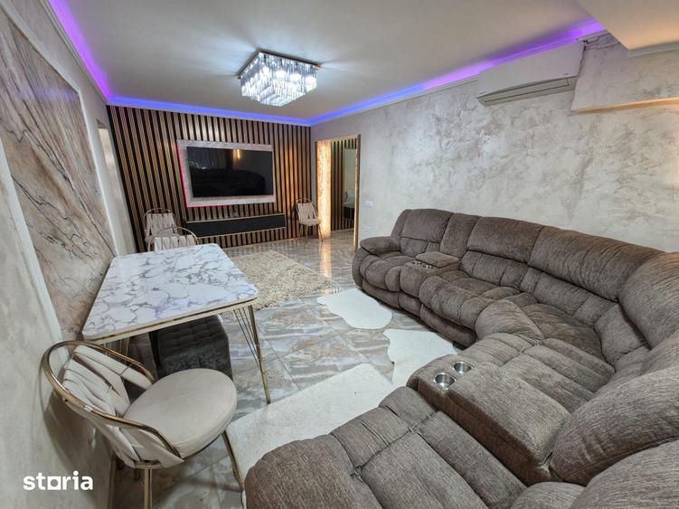 Apartament cu 4 camere semidecomandat în Tomis Nord