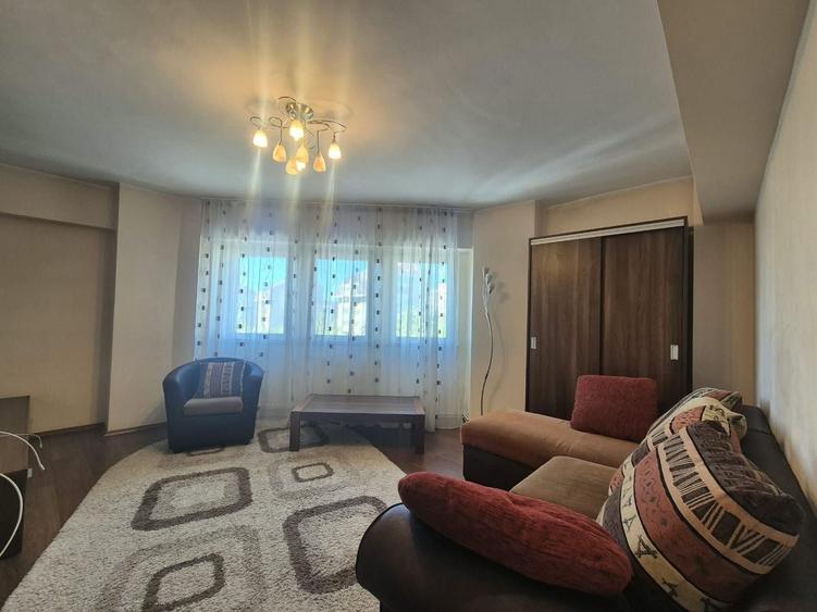 Apartament cu 2 camere în Centrul Civic
