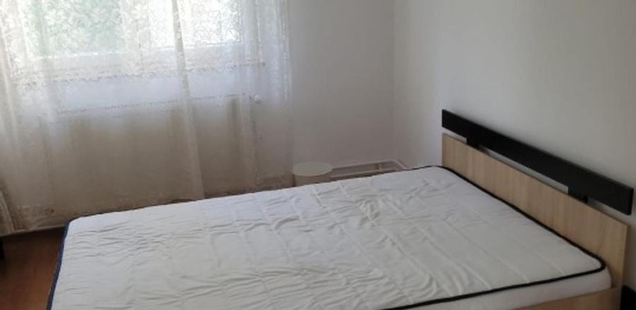 Închiriere Apartament 3 camere în Aviatiei - 6