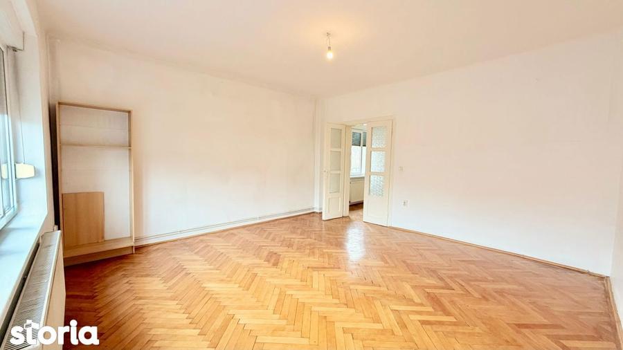 Apartament cu 2 camere în Andrei Mureșanu